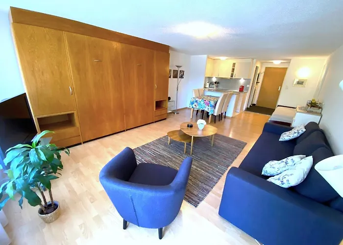 Adler 81 Διαμέρισμα *